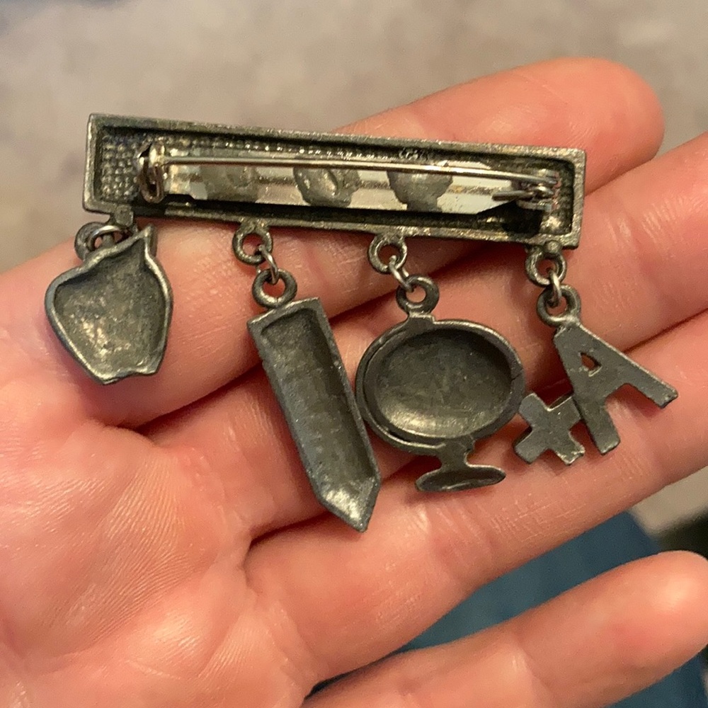 Teacher pin - Picture 2 of 2